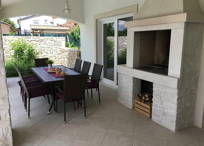 Villa Villa Blanca With A Heated Private Pool Ruzici (Sveta Nedelja)