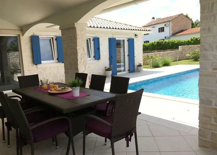 Villa Villa Blanca With A Heated Private Pool Ruzici (Sveta Nedelja)
