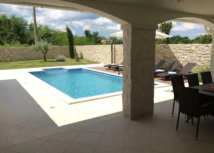 Villa Villa Blanca With A Heated Private Pool