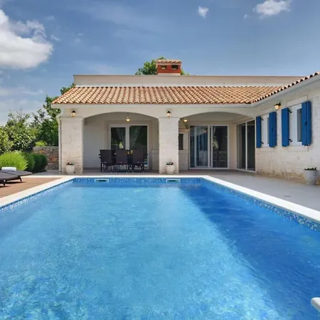 Blanca With A Heated Private Pool